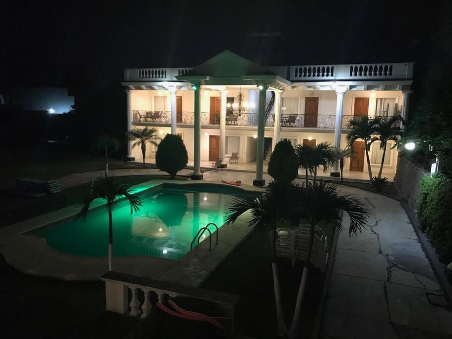 ヒウテペック La Gran Casablancaヴィラ エクステリア 写真